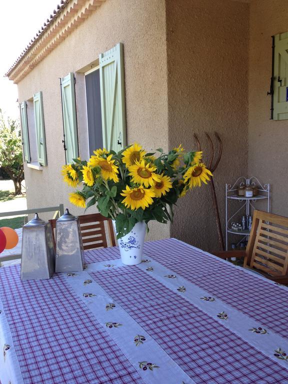 B&B La Grande Dame Valensole Exterior foto